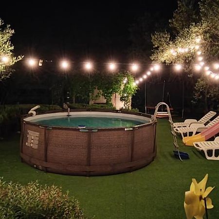 ילסה Apartments Pharia מראה חיצוני תמונה