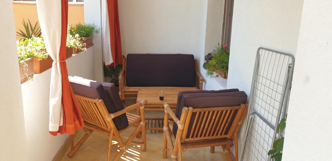 ילסה Apartments Pharia מראה חיצוני תמונה