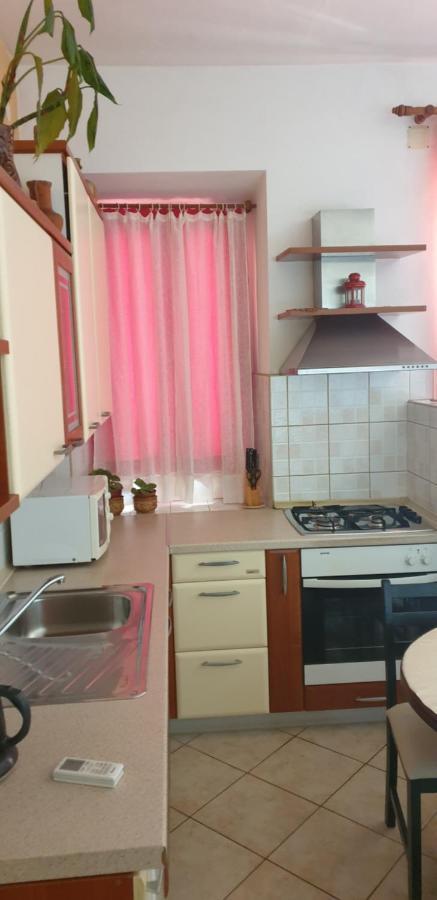 ילסה Apartments Pharia מראה חיצוני תמונה