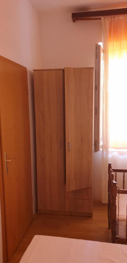 ילסה Apartments Pharia מראה חיצוני תמונה