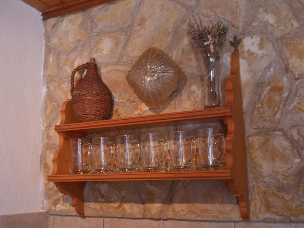 ילסה Apartments Pharia חדר תמונה