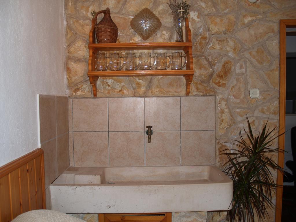 ילסה Apartments Pharia חדר תמונה